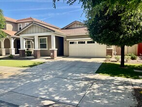 7407 E Onza Ave in Mesa, AZ - Building Photo - Building Photo