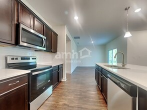 12235 Sapp Rd in Jacksonville, FL - Building Photo - Building Photo
