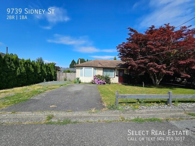 9739 Sidney St in Chilliwack, BC - Building Photo - Building Photo