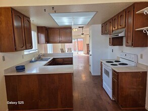 3950 Running Bear Way in Antelope, CA - Building Photo - Building Photo