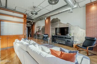 21 E 6th St in Tempe, AZ - Building Photo - Building Photo