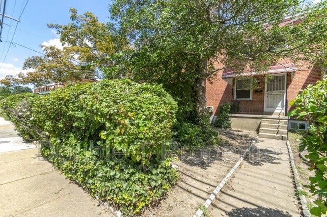 3033 Seamon Ave in Baltimore, MD - Building Photo - Building Photo