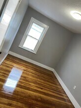 171 Crapo St in New Bedford, MA - Building Photo - Building Photo