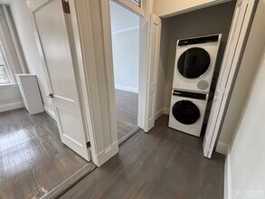 100 Queensberry St, Unit 7 in Boston, MA - Building Photo - Building Photo