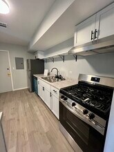7816 Woodward Ave in Woodridge, IL - Building Photo - Building Photo