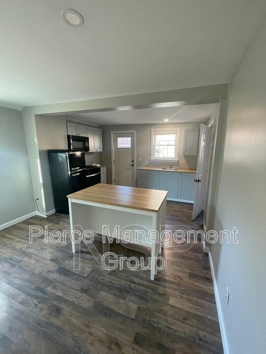 15 Franklin St in Nashua, NH - Building Photo