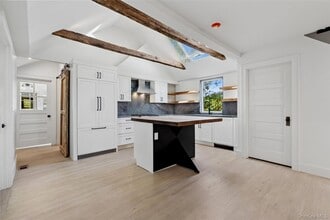 335 Herricks Ln in Riverhead, NY - Building Photo - Building Photo