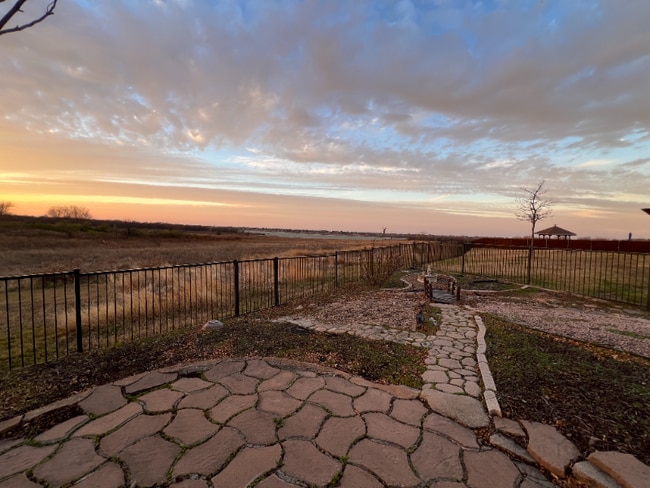 property at 4205 Lakeside Dr