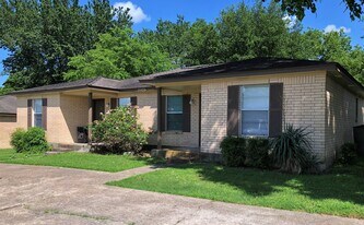 3602 Elliott St in Bryan, TX - Building Photo