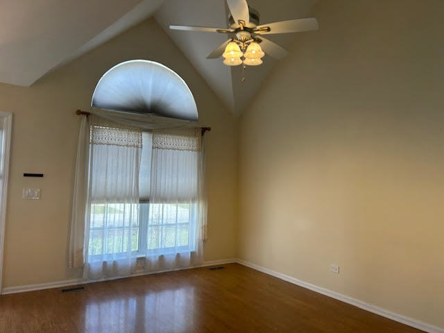 134 Heritage Ct in Gurnee, IL - Building Photo - Building Photo