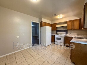3512 W 43rd Pl in Tulsa, OK - Building Photo - Building Photo