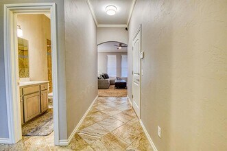 2204 Alameda Park Dr in Norman, OK - Building Photo - Building Photo