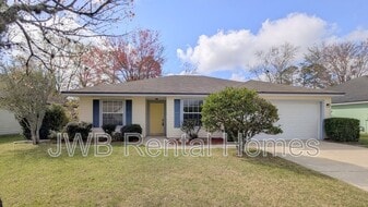 8564 Mayall Dr in Jacksonville, FL - Building Photo