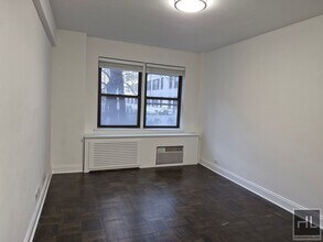 BEEKMAN PLACE, Unit 2F in New York, NY - Building Photo - Building Photo