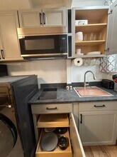 38 Fern St, Unit 1B in Bangor, ME - Building Photo - Building Photo