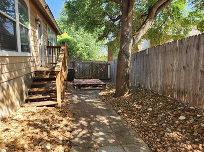 5430 Tomas Cir. in San Antonio, TX - Building Photo