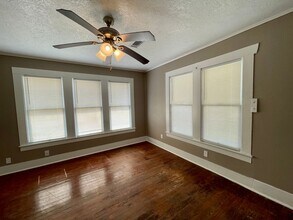 1009-1015 Wagner St in Port Neches, TX - Building Photo - Building Photo