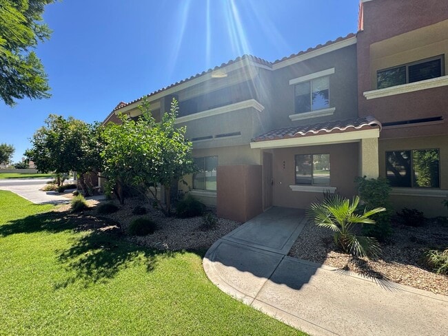 440 Tava Ln in Palm Desert, CA - Building Photo - Building Photo