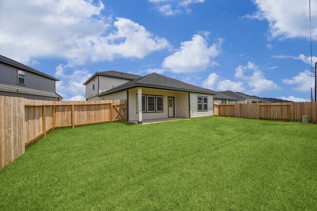 property at 31427 Heddington Ln