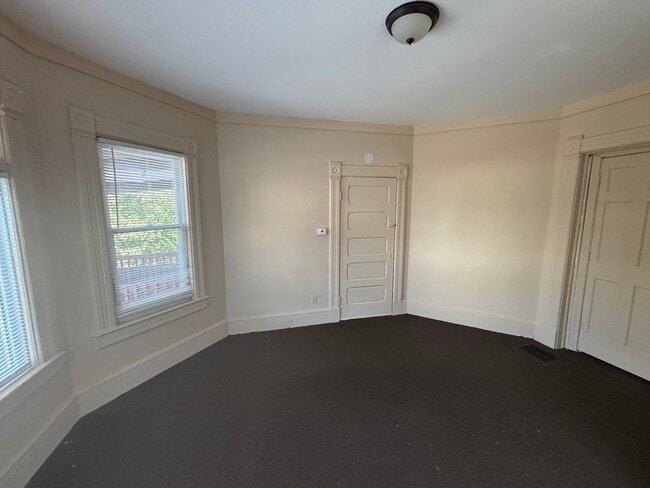 39 Wendell Pl, Unit 2-3
