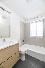 43 Parker Hill Ave, Unit 8 in Boston, MA - Building Photo - Building Photo