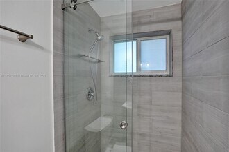 3800 SW 58th Terrace in West Park, FL - Foto de edificio - Building Photo