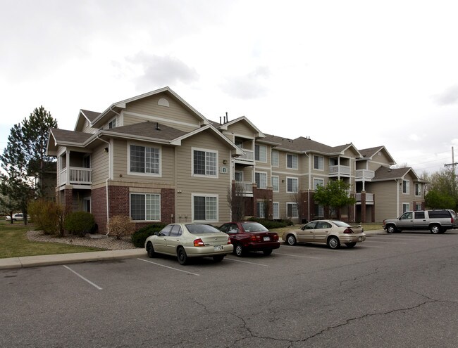 Dayton Meadows in Denver, CO - Building Photo - Building Photo