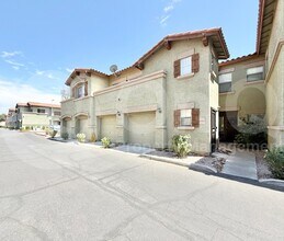 2831 E Southern Ave in Mesa, AZ - Building Photo - Building Photo