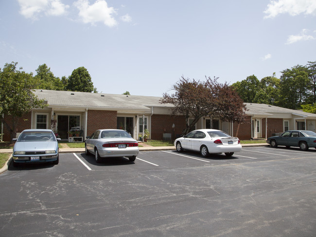 Westhampton Apartments in Mebane, NC - Building Photo - Building Photo