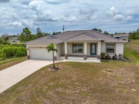 11707 Willmington Blvd in Port Charlotte, FL - Building Photo