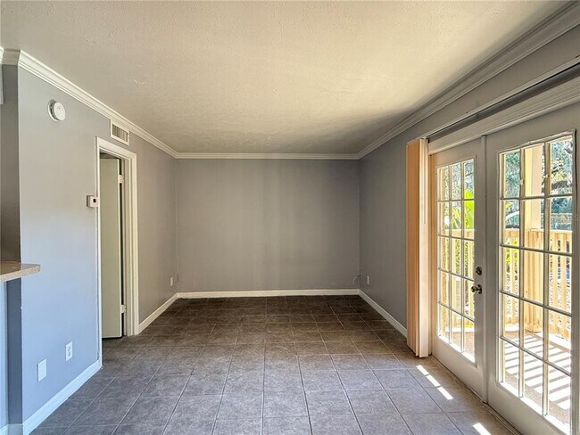 425 Wymore Rd in Altamonte Springs, FL - Building Photo - Building Photo