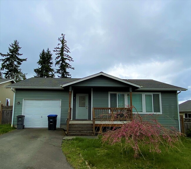 property at 384 NE Max William Loop
