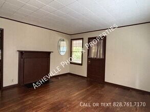 66 Branning St in Asheville, NC - Building Photo - Building Photo