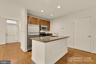 150 V St NW in Washington, DC - Building Photo - Building Photo