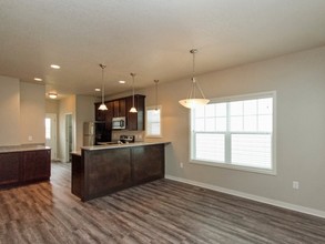 Cascade Falls Villas in Ankeny, IA - Building Photo - Interior Photo