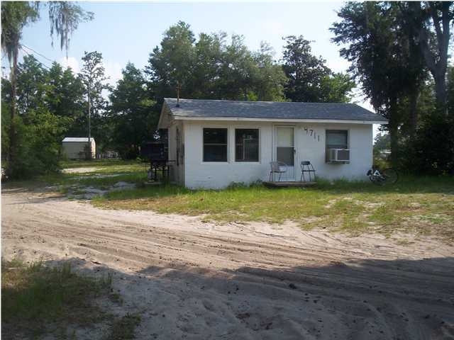 4709 3rd St in Panama City, FL - Foto de edificio - Building Photo