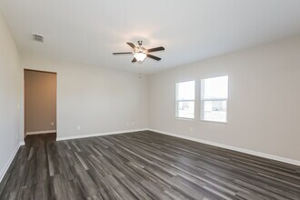 117 Bentwater Wy in Hoschton, GA - Building Photo - Building Photo