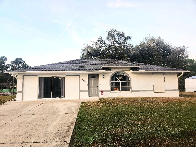 5710 Graham St in Cocoa, FL - Foto de edificio