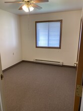 South Crest Assisted Living in Waukon, IA - Foto de edificio - Building Photo