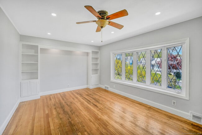 43 Moorland Ave in Waterbury, CT - Building Photo - Building Photo
