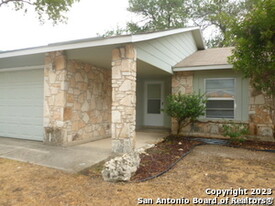 15019 Old Creek St in San Antonio, TX - Building Photo - Building Photo