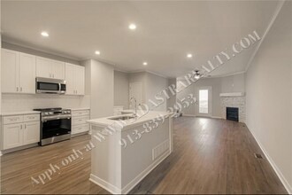 1089 N Findley St in Olathe, KS - Building Photo - Building Photo