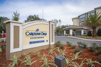 Caroline Oaks in Jacksonville, FL - Foto de edificio - Building Photo