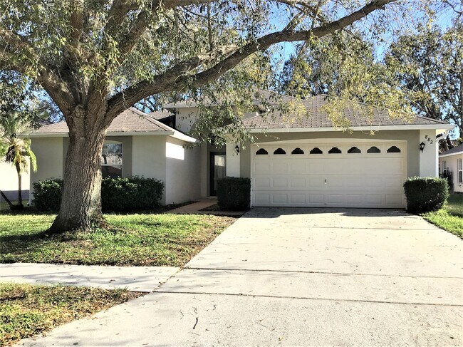 property at 882 Grand Hughey Ct