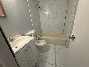 2693 W 25th St, Unit 4 in Jacksonville, FL - Building Photo - Building Photo