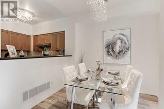 21 St Moritz Way in Markham, ON - Building Photo - Building Photo