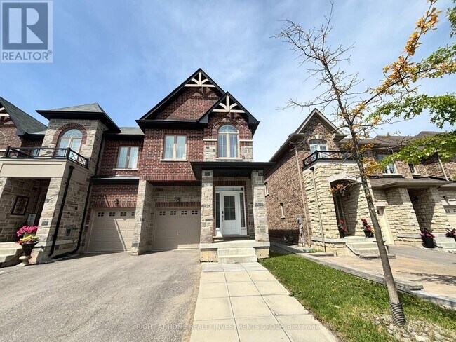 74 Beechborough Cres in East Gwillimbury, ON - Building Photo - Building Photo