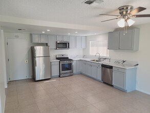 67240 Garbino Rd in Cathedral City, CA - Building Photo - Building Photo