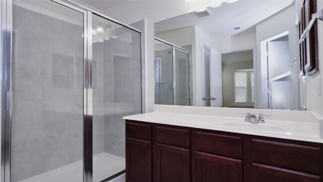 property at 3318 Madison Elm St