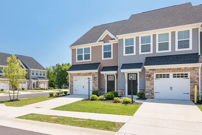 3905 Mary Alice Wy in Richmond, VA - Building Photo - Building Photo